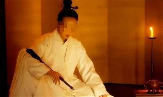 ：精通“胡媚术”九名男徒弟揭露其罪行爱游戏app安徽美女道士胡千慧被捕(图9)