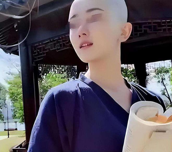 ：精通“胡媚术”九名男徒弟揭露其罪行爱游戏app安徽美女道士胡千慧被捕(图19)